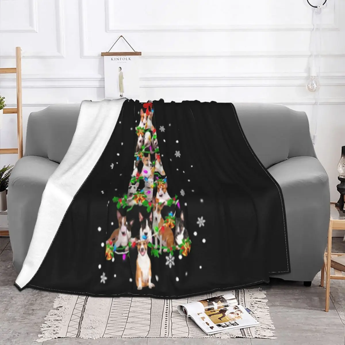 Top Bull Terrier Christmas Tree X'Mas Gift Graphic Letter Popular Style Pattern Game Surprise Throw Blanket