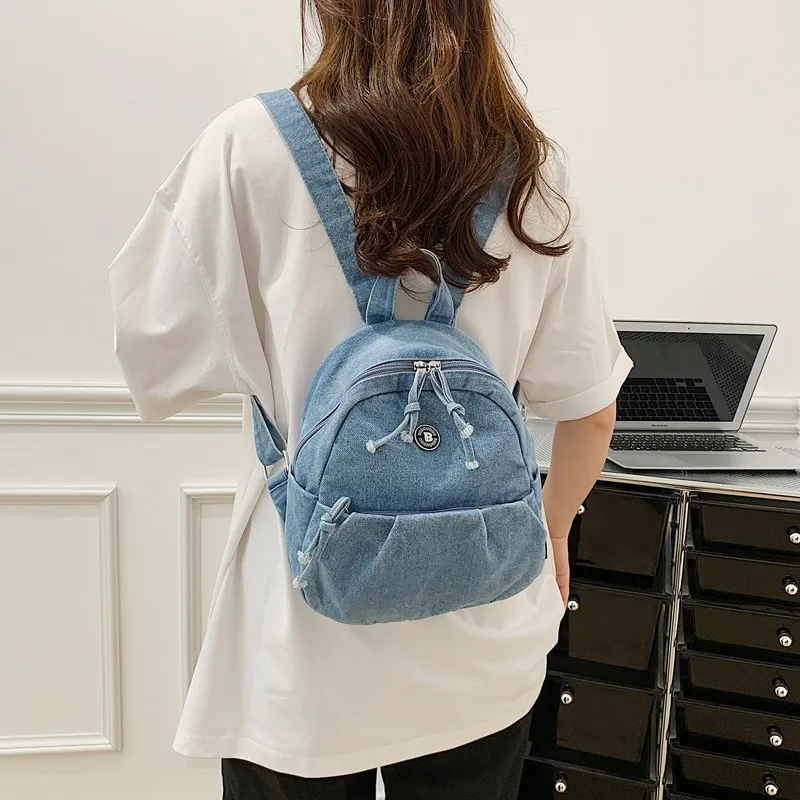 

Washed and Old Retro Denim Backpack Large Capacity Trendy Casual Backpack Thickened and Durable Niche Student Schoolbag