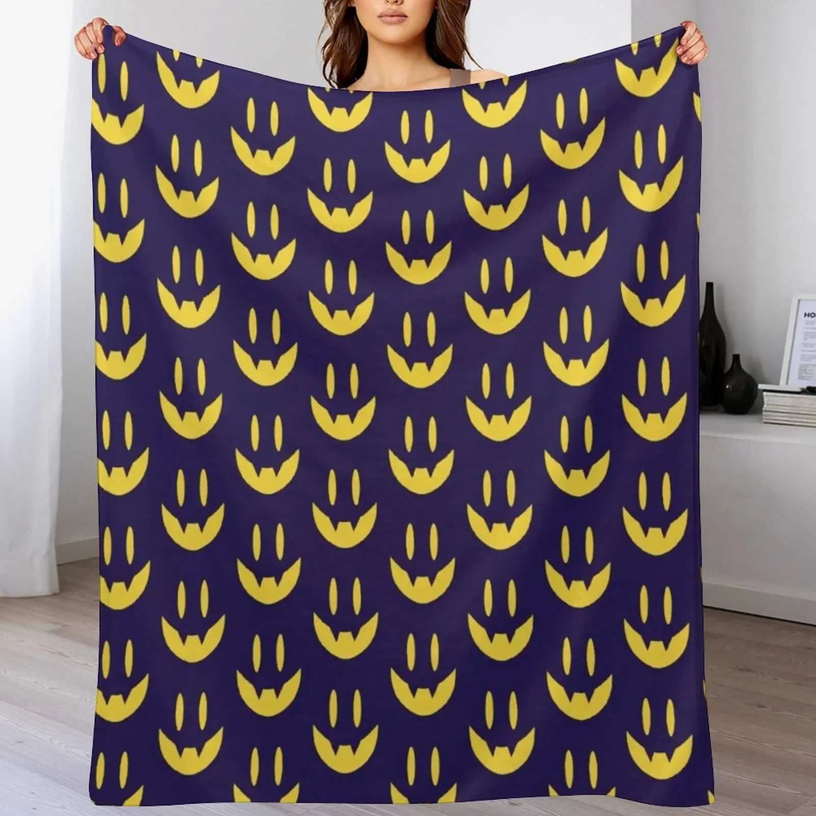

The Snatcher Throw Blanket Decorative Beds blankets and throws Quilt Blankets