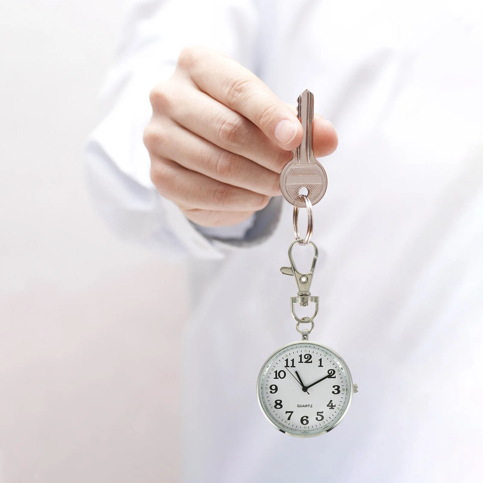 1Pcs Pocket Watch Keychain Alloy Nurse Watch Pendant Perfect Workmanship Stylish Key Accessory Vintage Key Ring