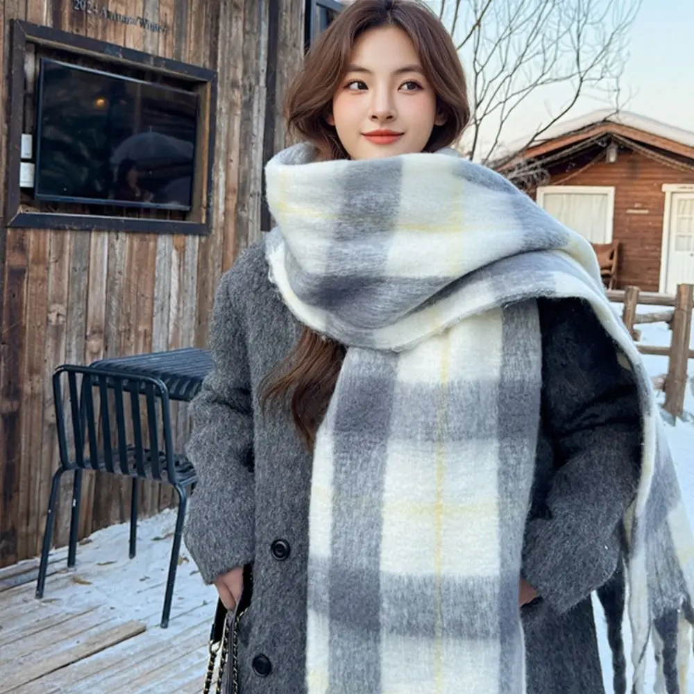 

Temperament Checkered Wool Tassel Scarf Coldproof Thicken Winter Cashmere Scarves Korean Style Elegant Women Shawl Girls