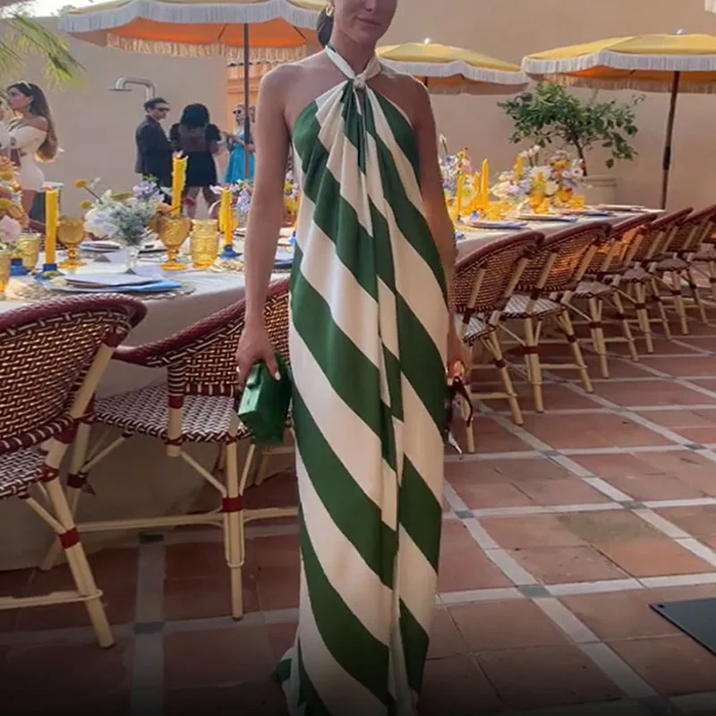 Letnia seksowna sukienka boho z odkrytymi plecami i wycięciami, nowa damska elegancka sukienka plażowa bez rękawów typu halter, elegancka sukienka w paski z plisami na wakacje.