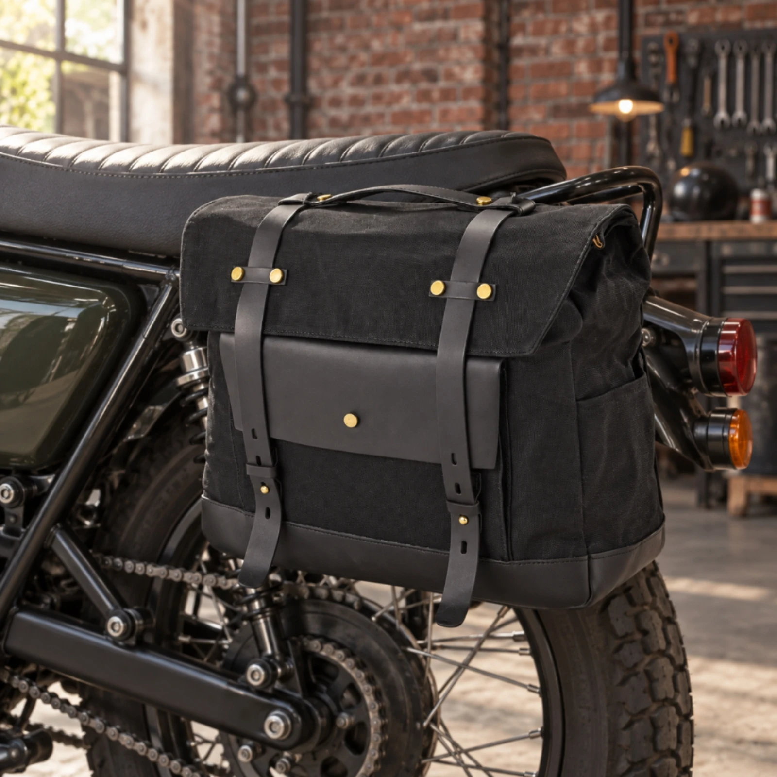 Motorcycle Saddlebag with Side Pocket Adjustable Straps Canvas Motorcycle Side Bag Water-Resistant Large Capacity