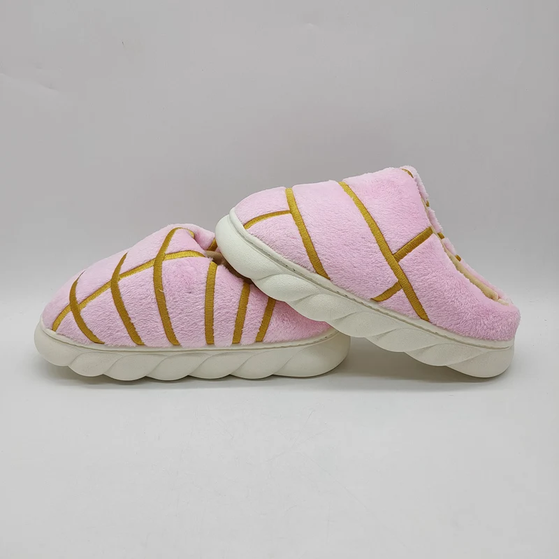 Pink checkered ultra soft sole home bathroom warm shoes for women fashionable and simple bread home slippers