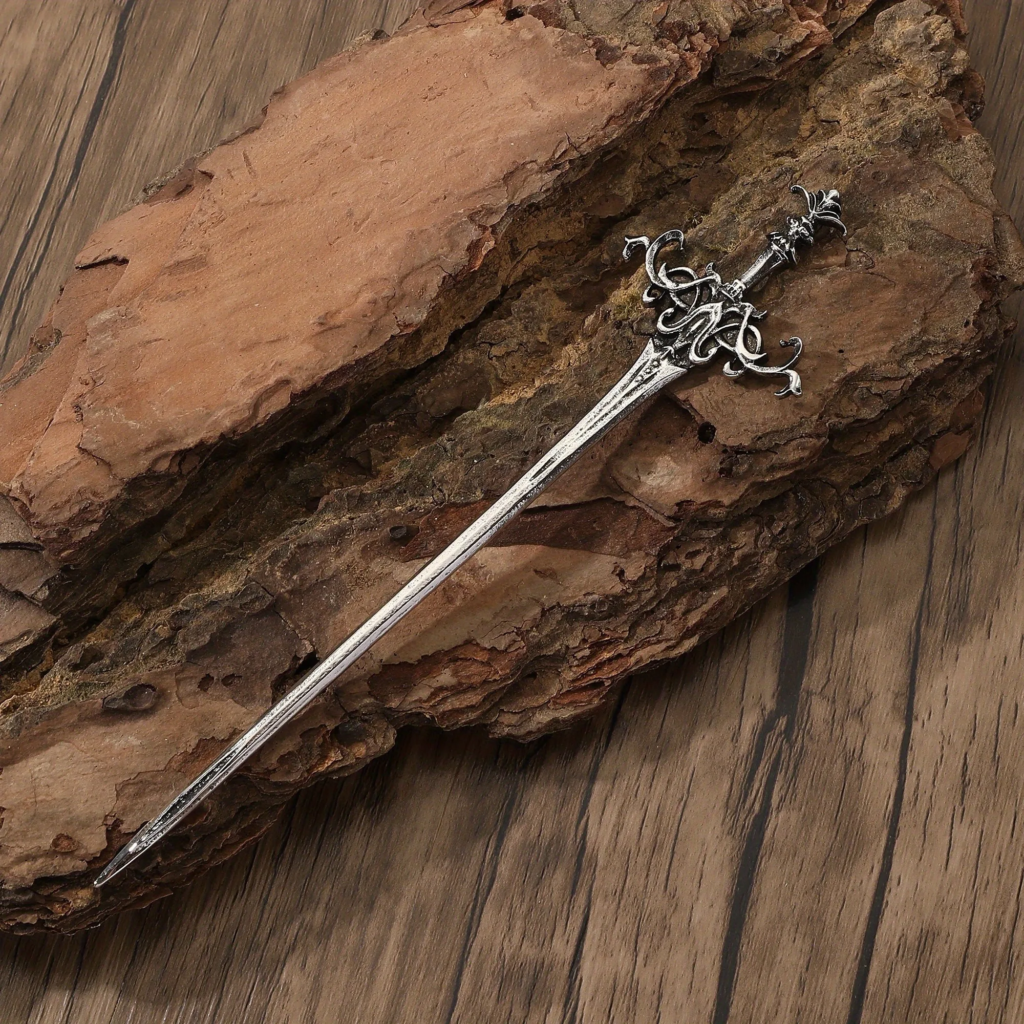 1 Piece Vintage Sword - Shaped Hair Stick: Intricate Silver Metal Design, Ideal for Cosplay, Gothic & Fantasy Styles