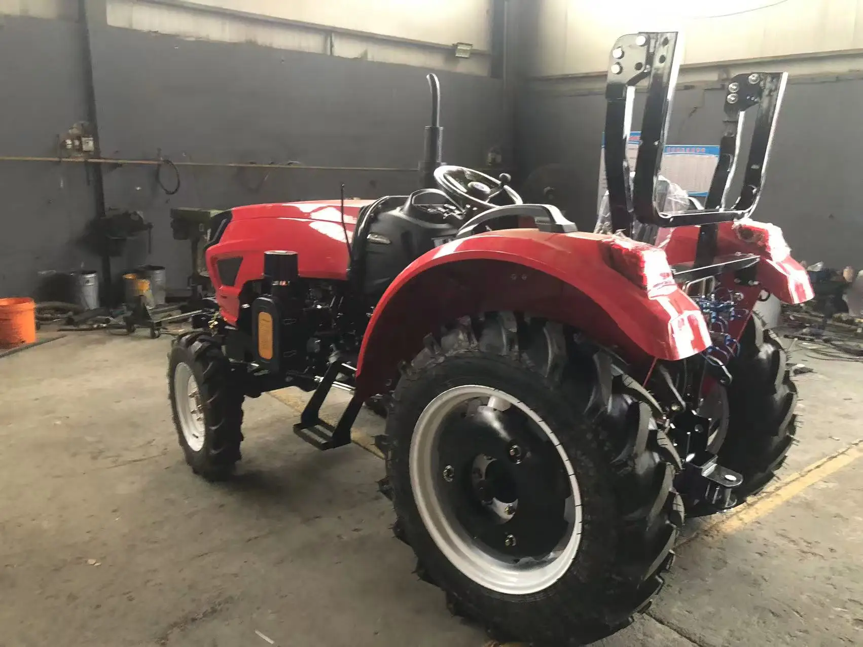 

Farm Tractors Used Sadin 4wd