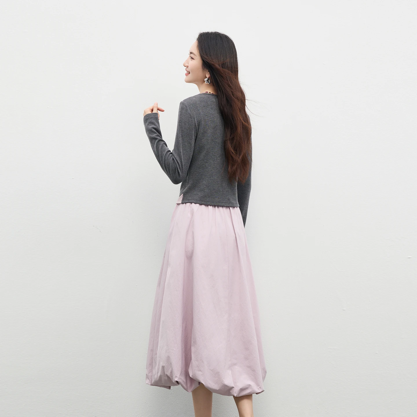 SENTUBILA Two Piece Matching Set Women Autumn Outfit 2026 Lady Color Block Knit Top Elastic Waist A Line Bubble Skirt 161ZF5916Z