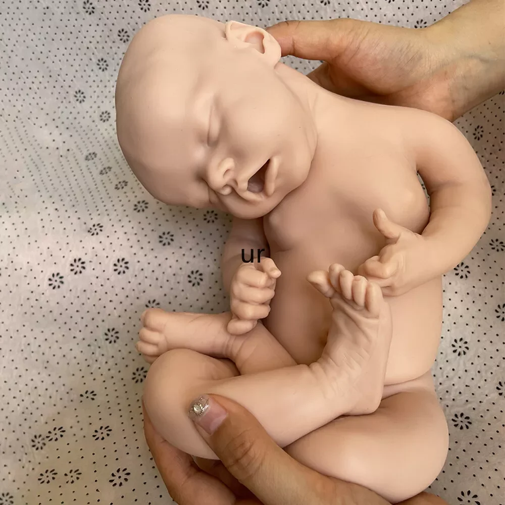 Realistyczna 18-calowa piankrowa silikonowa lalka odrodzona na całe ciało jak prawdziwe europejskie dziecko miękkie ważone koruching Reborn Girl