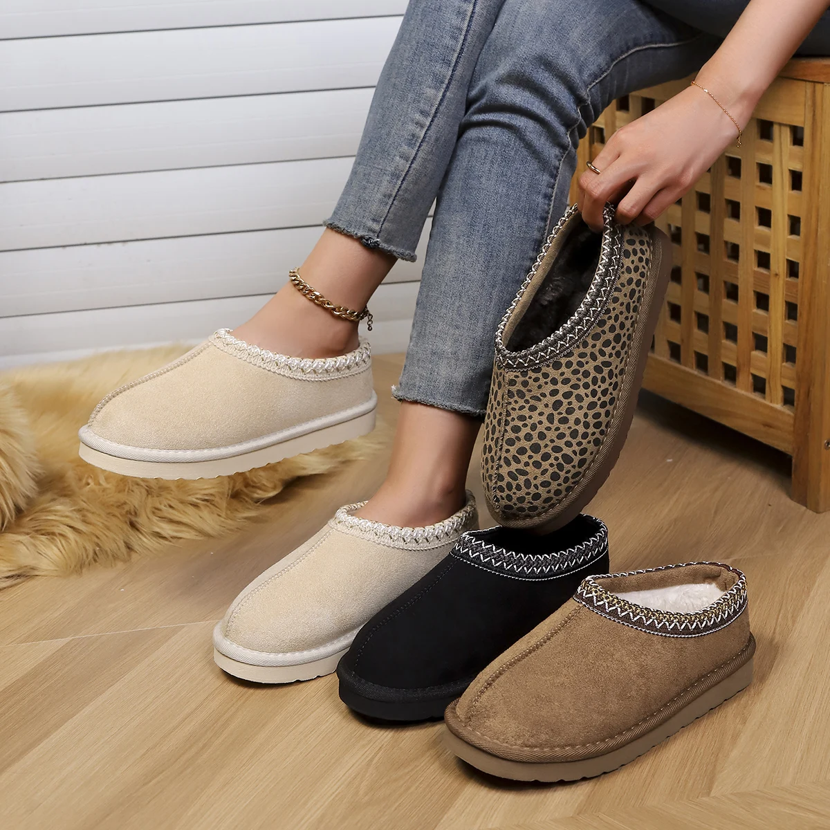 

Women Snow Boot Winter Retro Fur Ankle Boots Platform Slippers Home Warm Fashion Outdoor Shoes Women Comfortable Short Boots