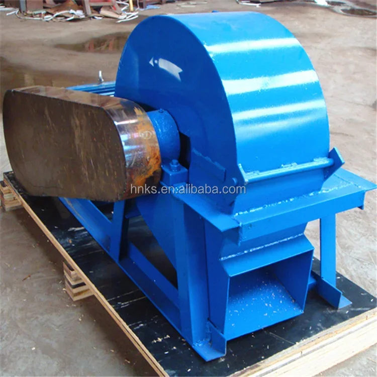 Multifunctional wood Sawdust Making Machine Small Waste Wood Crusher machine for sell