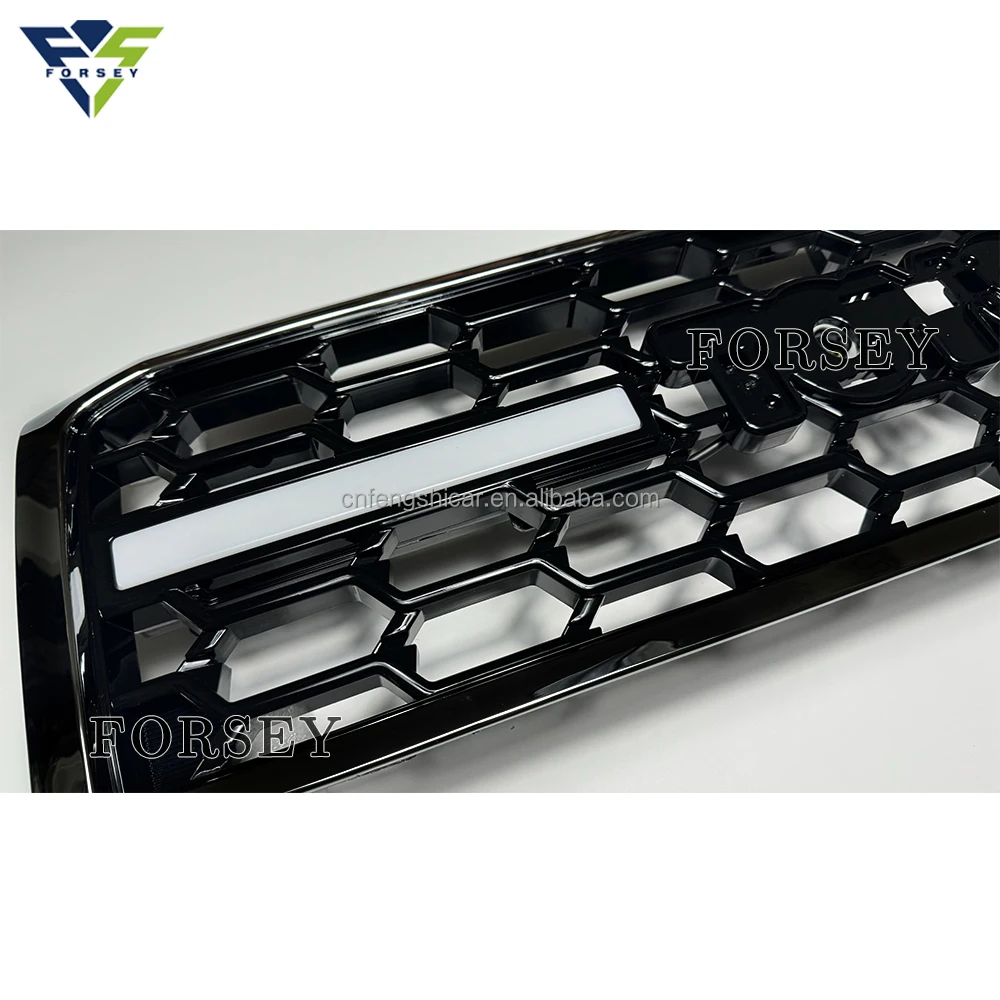 الشبكة الأمامية مع شبكات أضواء LED لسلسلة Landcruiser 70/75/76/79 2007-2016 شبكة المصد الأمامي Land Cruiser LC70