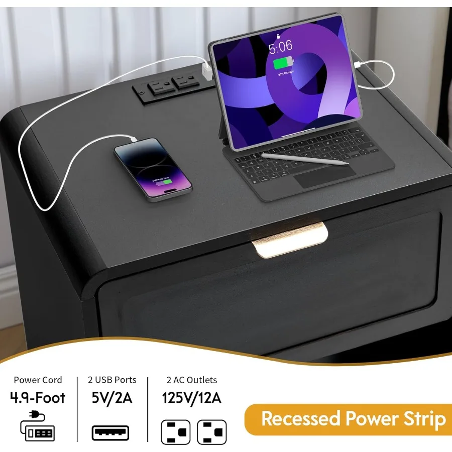 مجموعة منضدة مكونة من طاولتين بجانب السرير الحديثة في منتصف القرن مع محطة شحن وطاولة نهاية خشبية ذات زوايا علوية منحنية للمزرعة #3