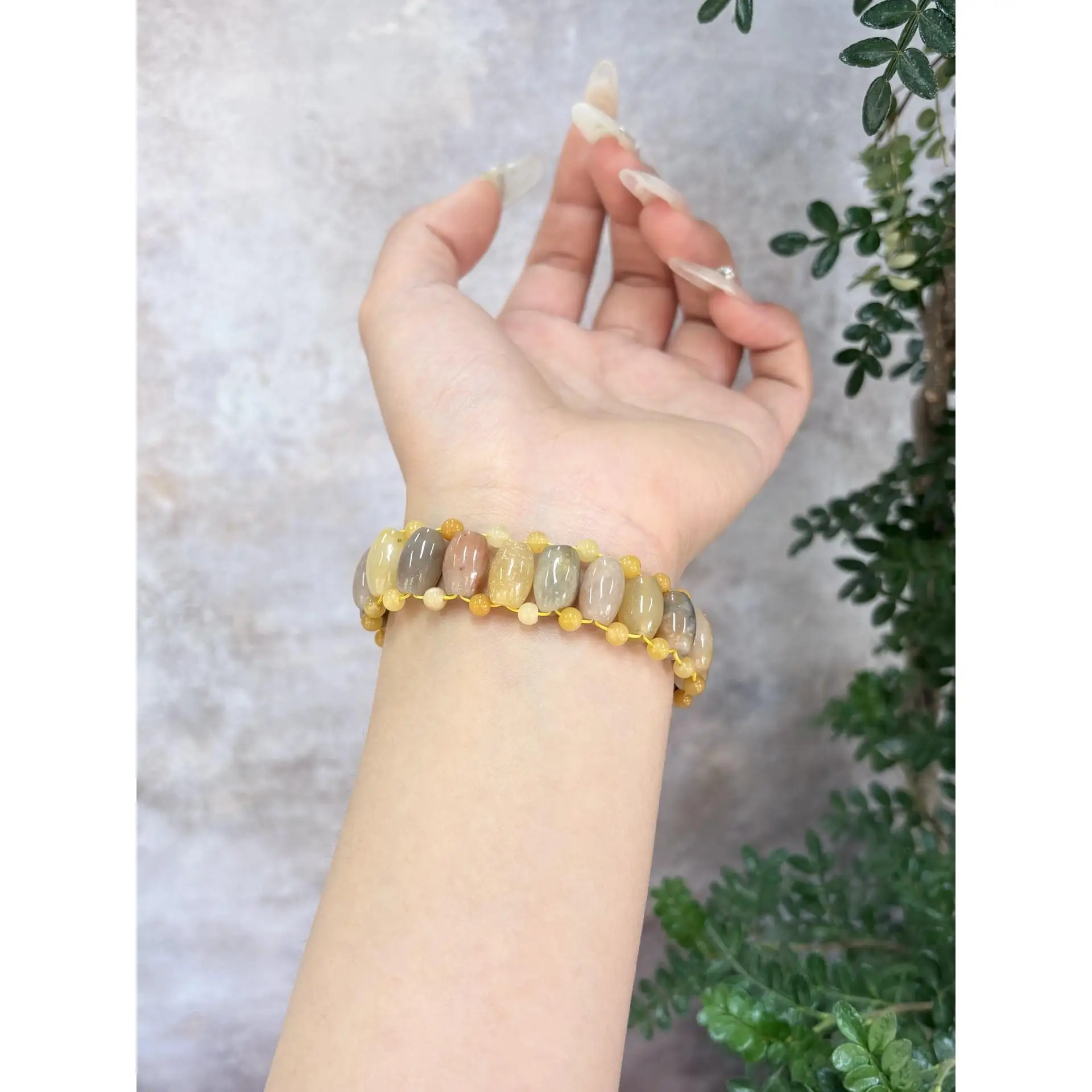 Handmade Natural Crystal Beaded Bracelets for Women Colorful Gemstone Bracelet Vintage Boho Jewelry Unique Gift for Girls