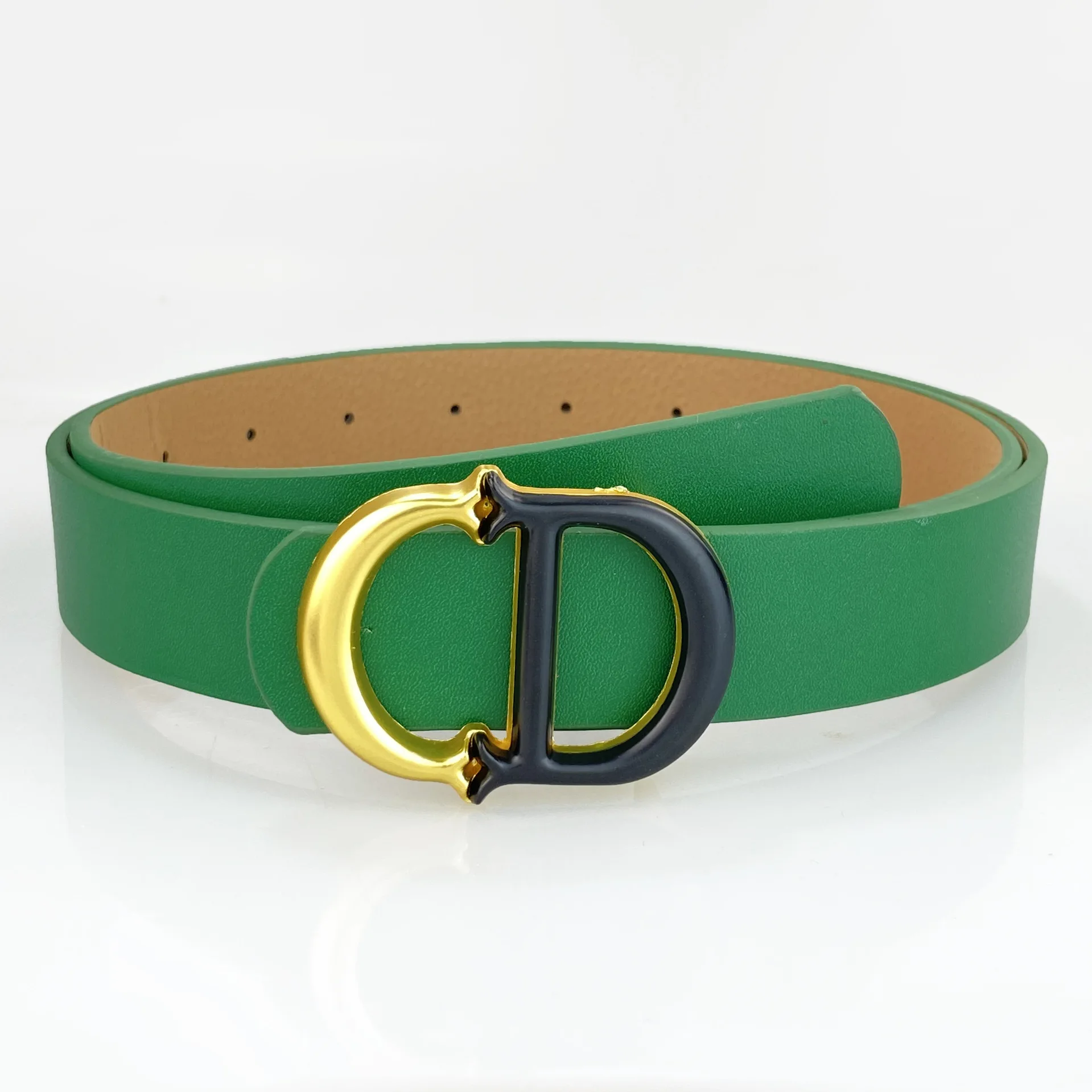 أحزمة جلدية عصرية للسيدات ذات جودة عالية بإبزيم ذهبي أفضل أحزمة جينز مناسبة للنساء