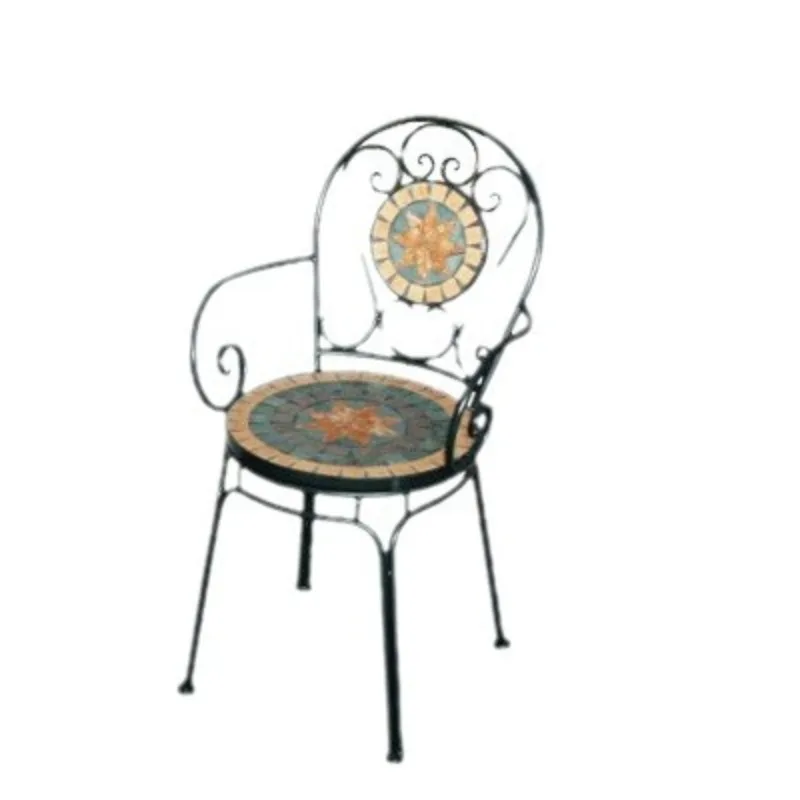 

Европейский железный художественный стол для отдыха на балконе и стул во дворе, открытый сад, один стол, два стула, комбинация из трех частей