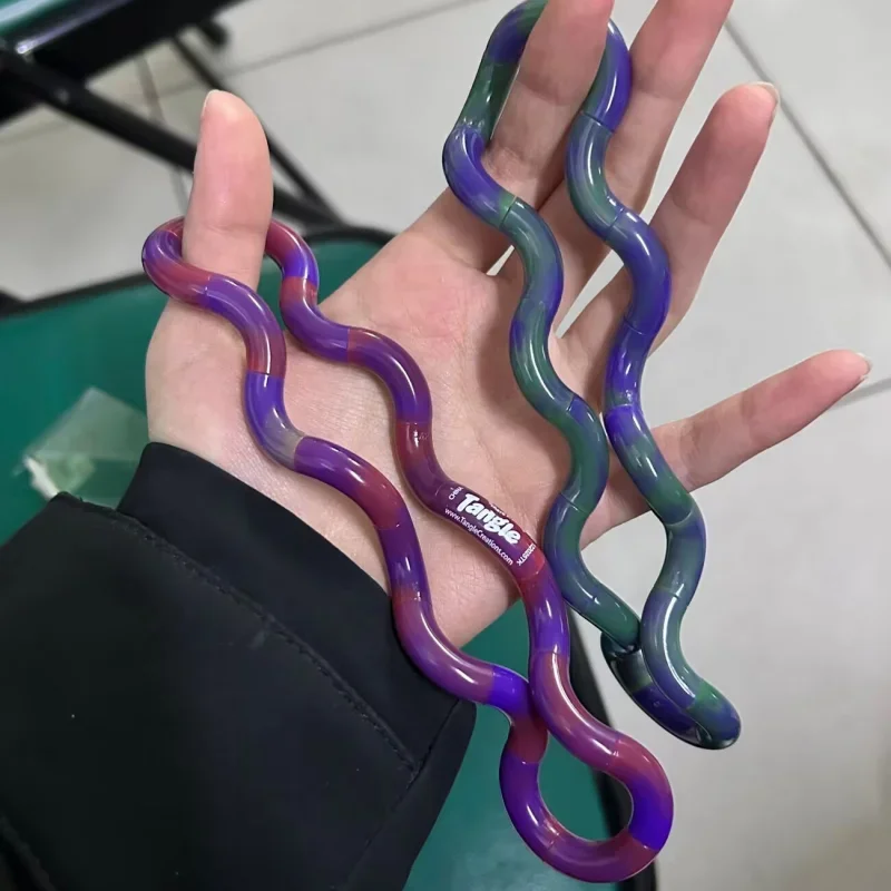 Genuine Tangle Twisting Relaxation Toy Cloud Series / Illusion Stone Series Twisting Fun Concentration Training Educational Toy