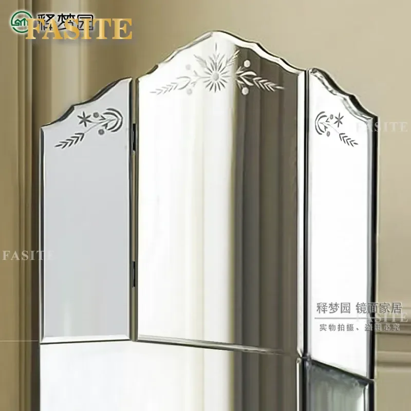 For European Neoclassical Bedroom Carved Tri-fold Dressing Mirror Garden Decor Personalized Creative Furniture with Dream