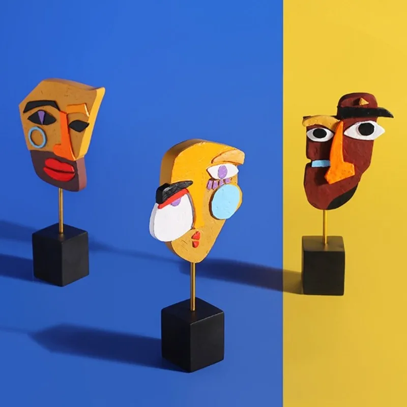 Abstract Face Colorful Distorted Statue Modern Resin Craft Coffee Shop Home Decor Sculpture Unique Tabletop Display Art Piece