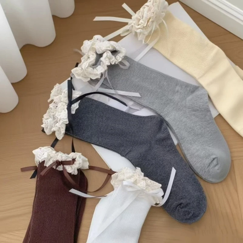 5 Pairs Versatile White Lace Lace Women's Spring Autumn Style Mid Tube Socks with Butterfly Bow and College Style Women's Socks