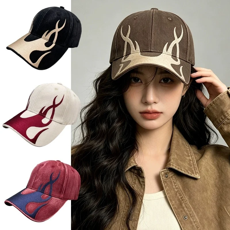 Retro Baseball Caps with Flame Design—Large-Circumference Caps for Men and Women: Trendy and Fashionable Sun Hats