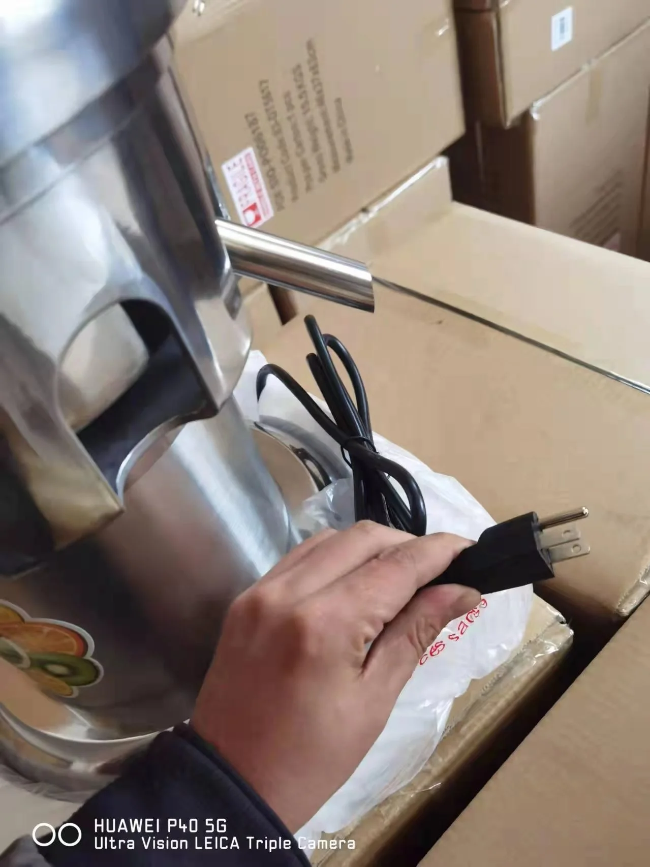 Fruit and Vegetable Juice Extraction Extractor Carrot Juicer Machine for Commercial Fruit Juicer Extractor Machine