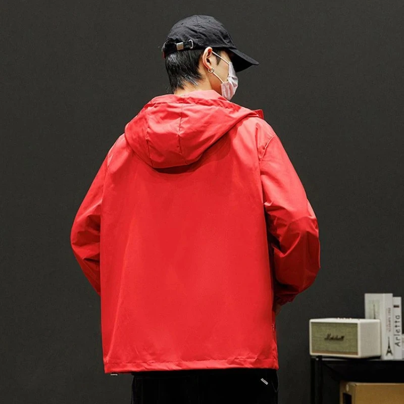 男性トレンチコートファッショナブルなアウトドア防風スポーツコートフード付きルーズフィットメンズアウターカジュアルスタイルカップルモデル