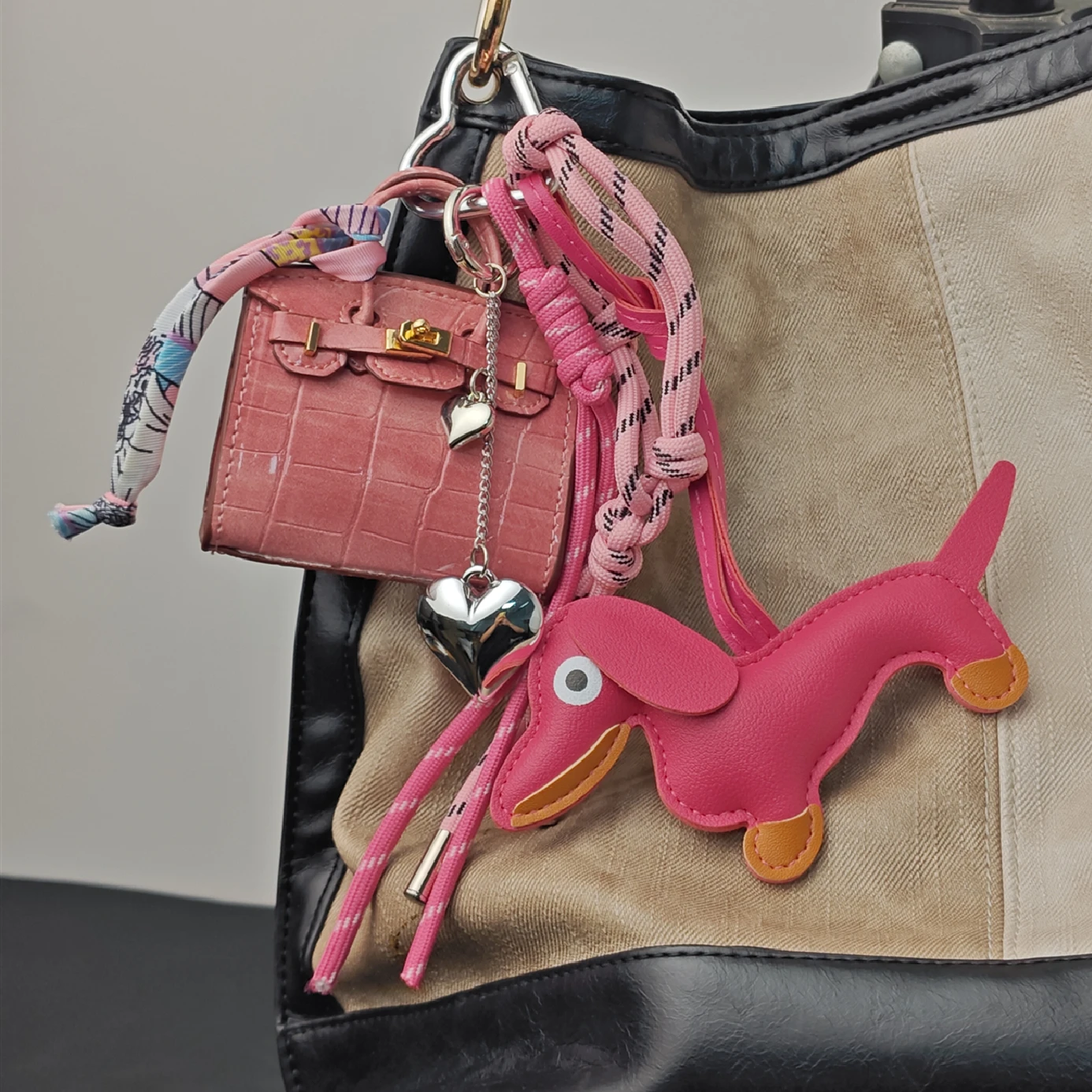 25 New Extremely Complicated Bag Pendants, Versatile Bag Pendants, Ba Jia Matching With Hanging Ropes, Fashionable Key Pendants