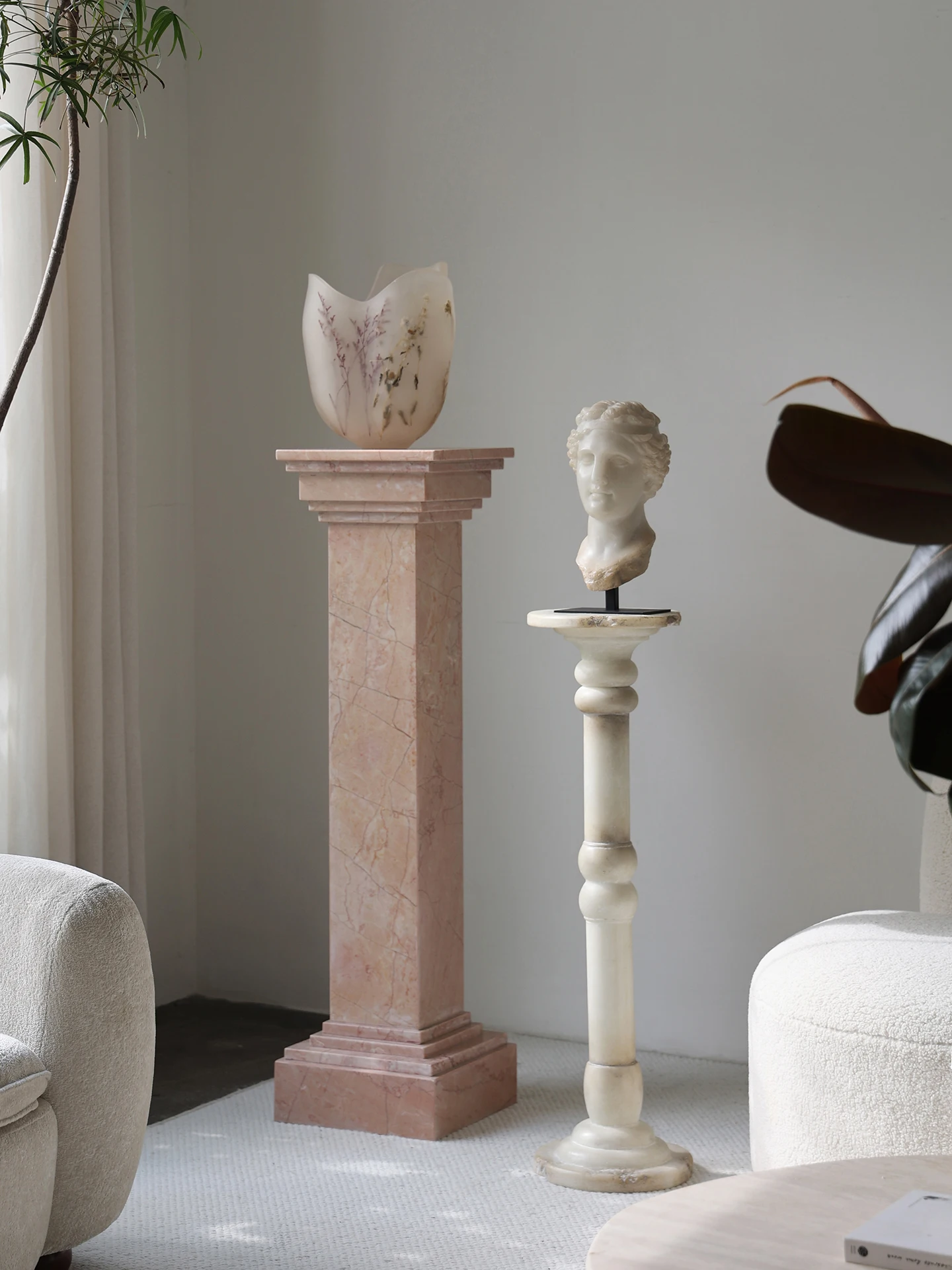 

Italian Medieval Marble Roman Column Sculpture Frame Floor-to-ceiling Ornament Vase Base