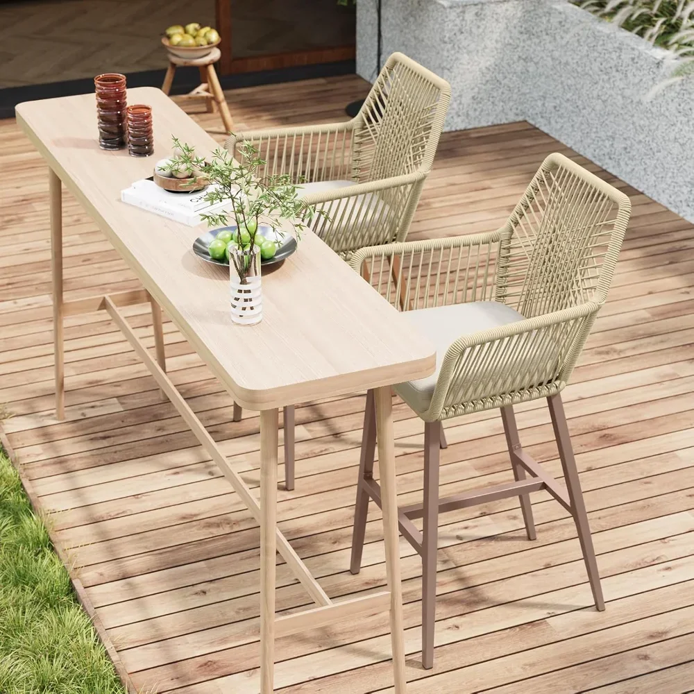 Zestaw 2 stołków barowych o wysokości blatu, krzesła rattanowe na patio z zakrzywionym oparciem, aluminiowa rama, styl boho z miękkim siedziskiem.