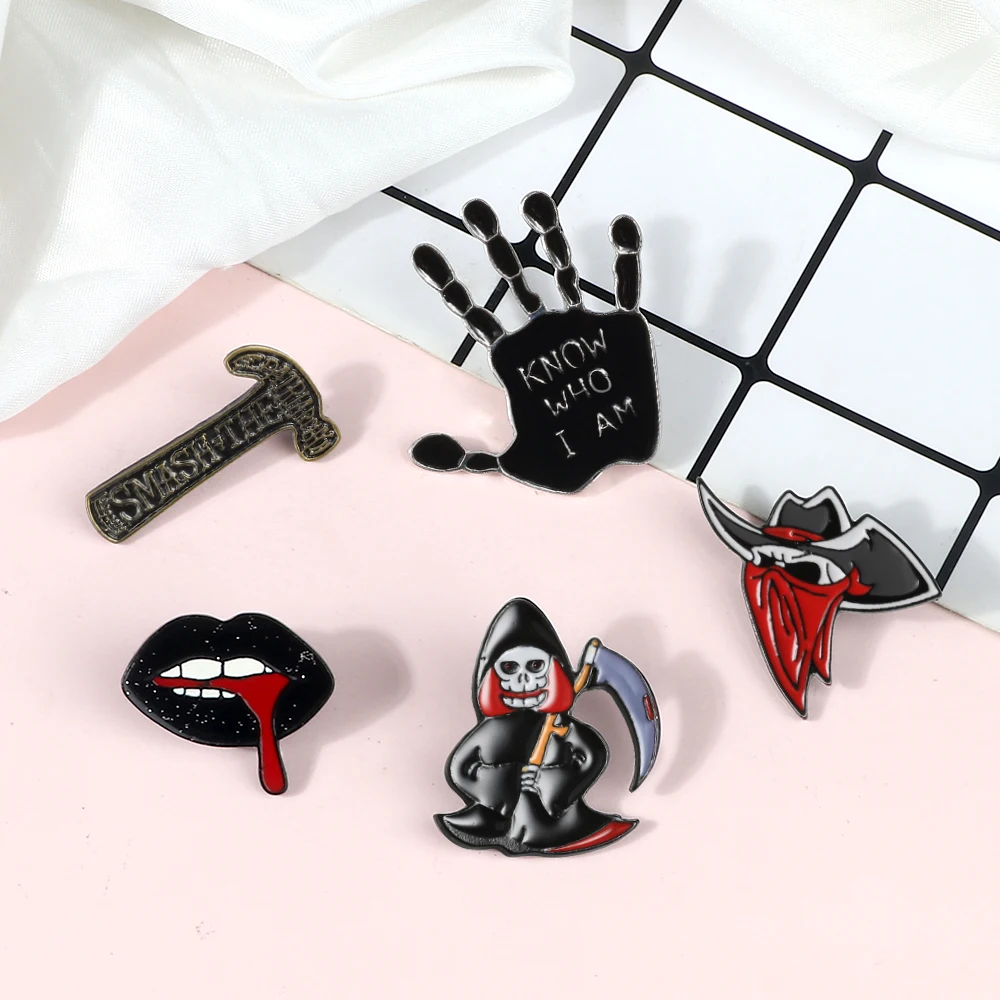 Punk Cartoon Brooch Palm Lips Hammer Reaper Badge Flying Man Festival Decoration Pins Friends Kids Gift Enamel Pin Men's Jewelry