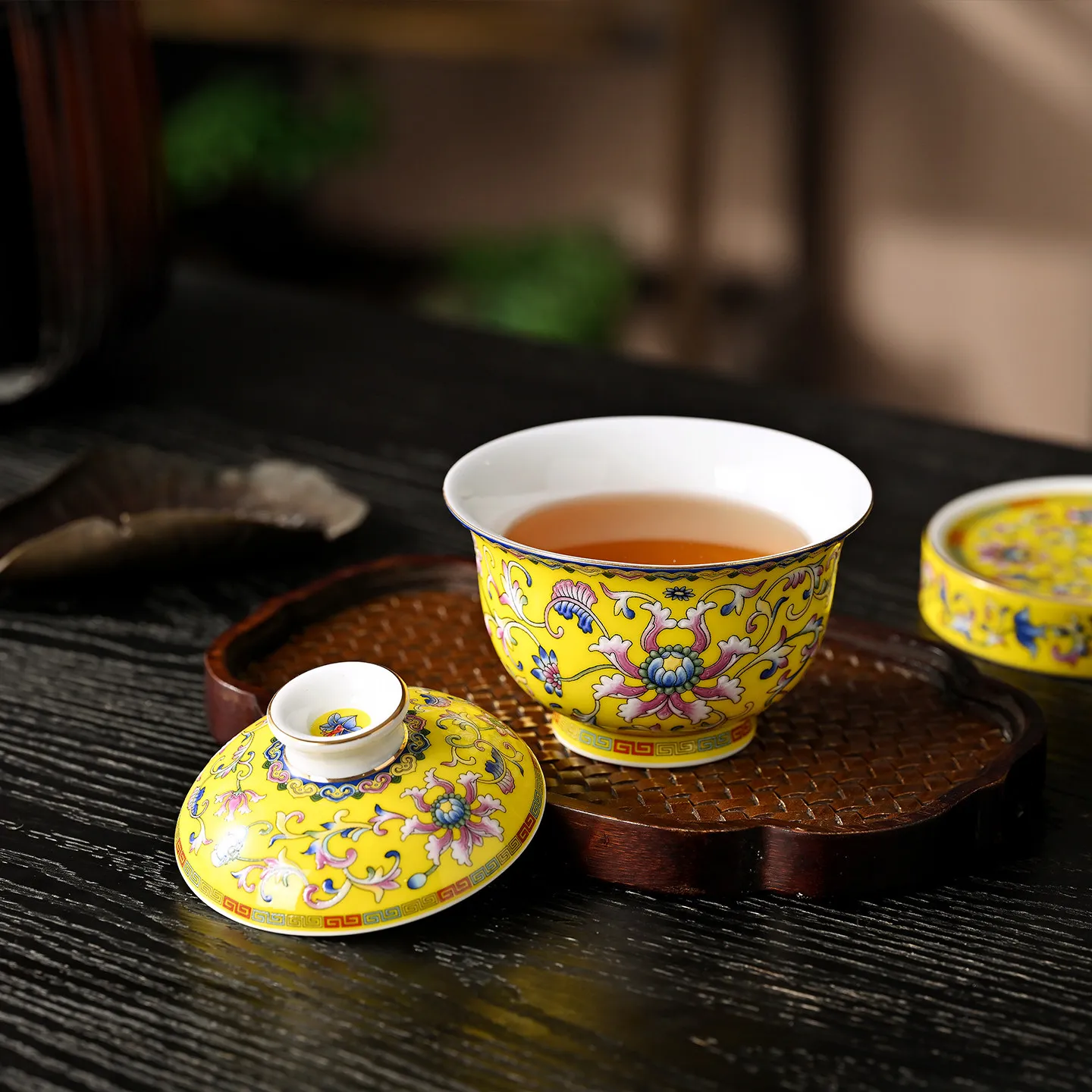 High-End Jingdezhen Enamel Yellow Interlock Branch Hover Gaiwan Non-Scald Tea Brewing Bowl Household Ceramic Cup Large