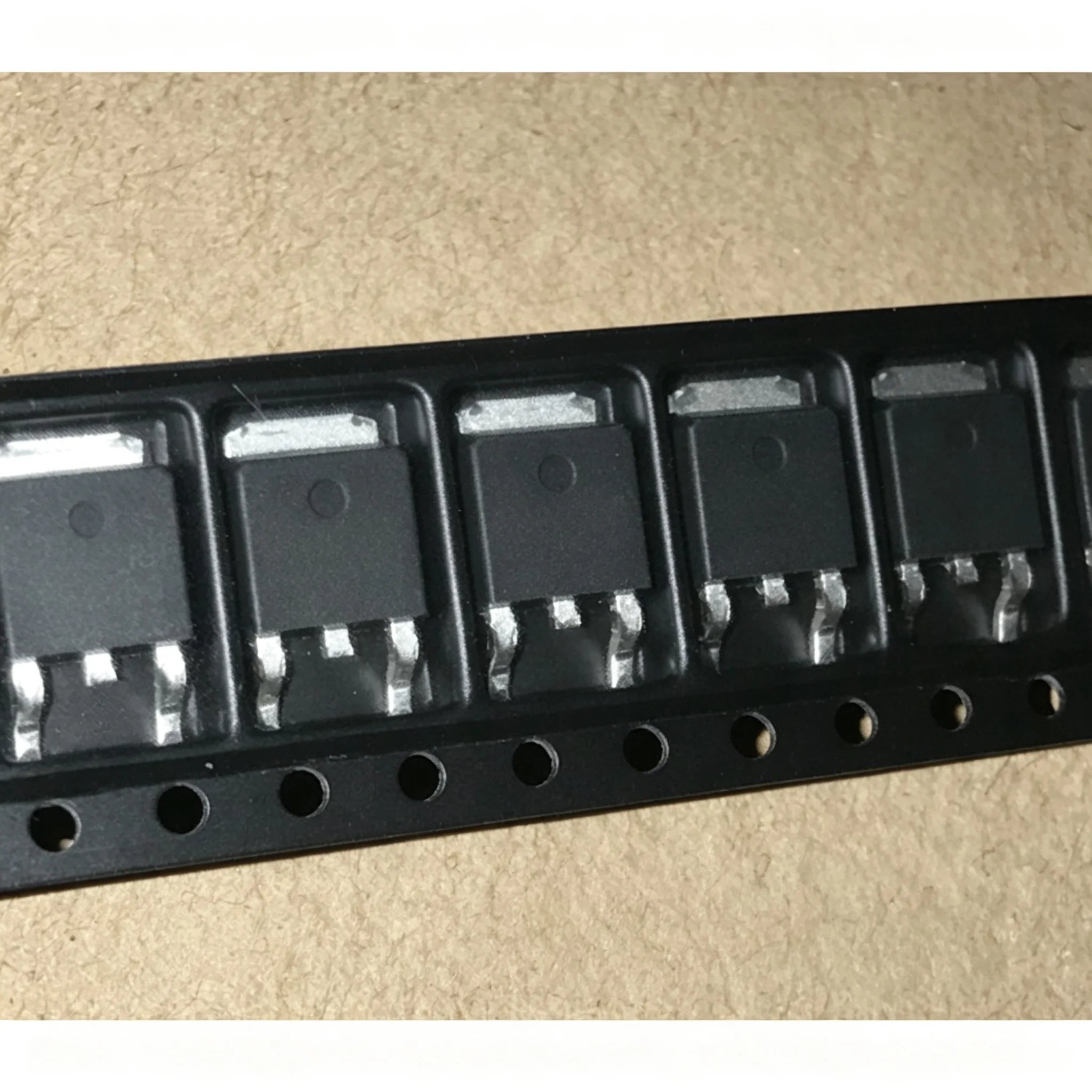 5piece LP2950CDT-3.3 LP2950-3.3 LP2950CDT-5.0 TO-252