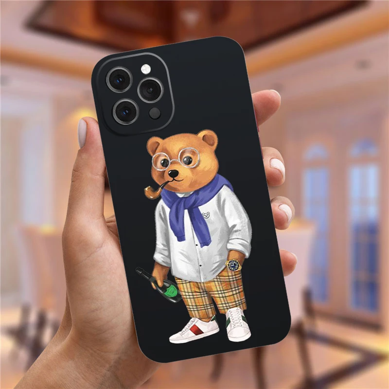 Etui Cute Bear Fashion Brand Case do iPhone 11 12 13 14 15 16 Pro MAX 14 15 16 Plus 12 13 Mini Luksusowe czarne miękkie silikonowe etui