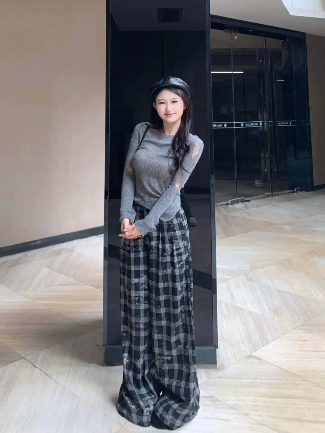 

Beloved Golden Lady Casual Loose Plaid American Retro Walking Pants Versatile Loose Long Trousers for All Body pes