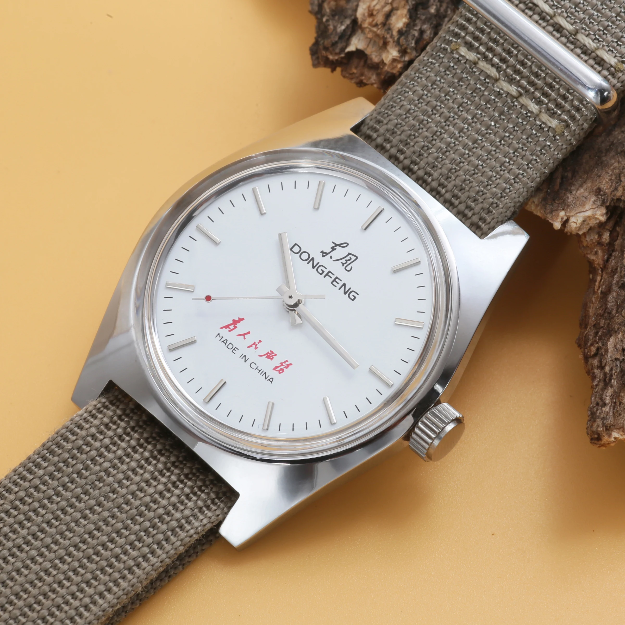 

7120 Hand-Wind Mechanical Watch Men 36mm Retro Business Timepiece Classic Simple Look