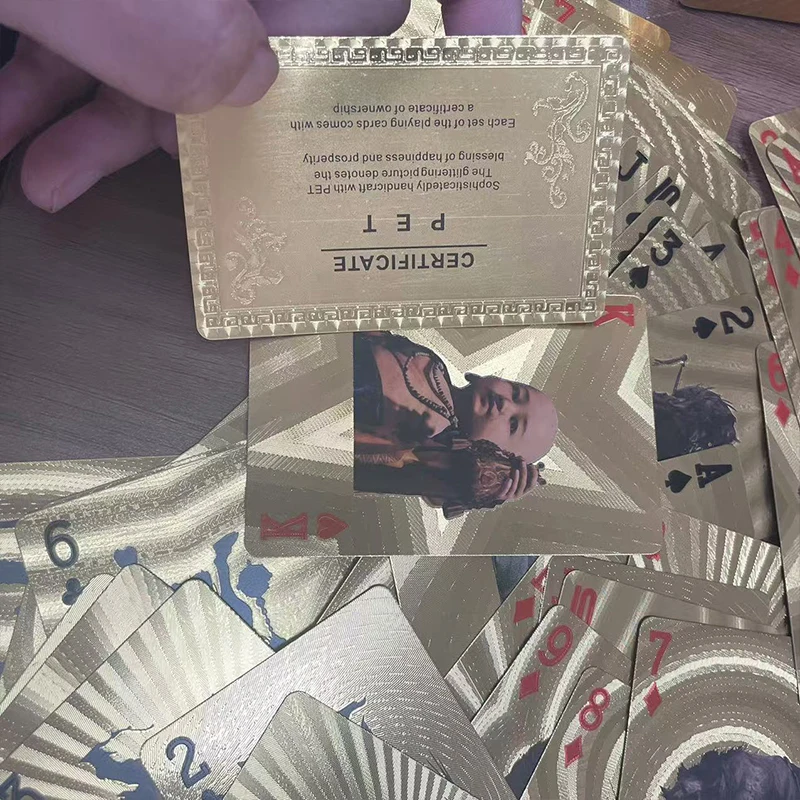 55 قطعة أوراق اللعب الذهبية الترفيهية الذهب احباط بوكر مجموعة بطاقات سحرية 24K الذهب البلاستيك احباط بوكرز بطاقات مقاومة للماء دائم