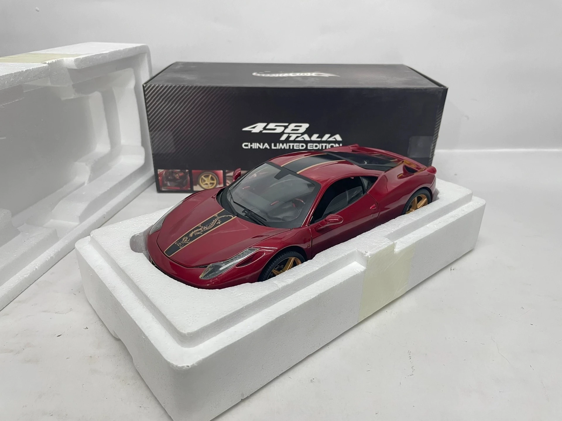 

HW Elite 1:18 458 ITALIA China Limited Edition Simulation Limited Edition All Open Alloy Metal Static Car Model Toy Gift