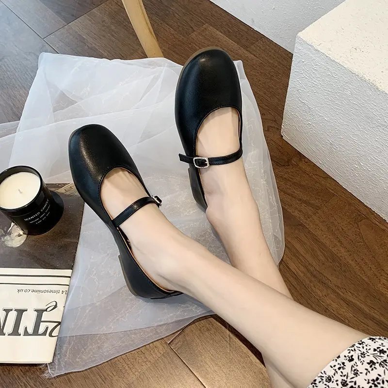 Loafers Shoes Fashion Elegant Flat Bottomed Soft Leather Button Shoes Square Toe Fairy Style Comfort Loafers Shoes 2024 Spring