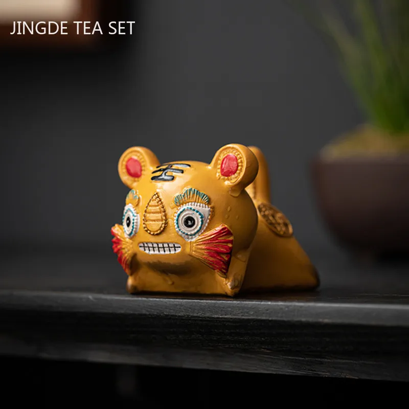 Creative Resin Color Changing Tea Pet Lucky Tiger Statue Tea Figurine Ornaments Can Raise Tea Set Decoration Tabletop Crafts