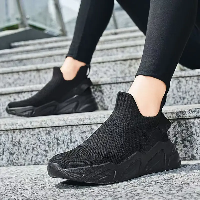 

2026 Large-sized 36-48 Men's Shoes For Spring Autumn One-piece Slip-on Matching Socks Mesh Upper Lightweight And Breathable