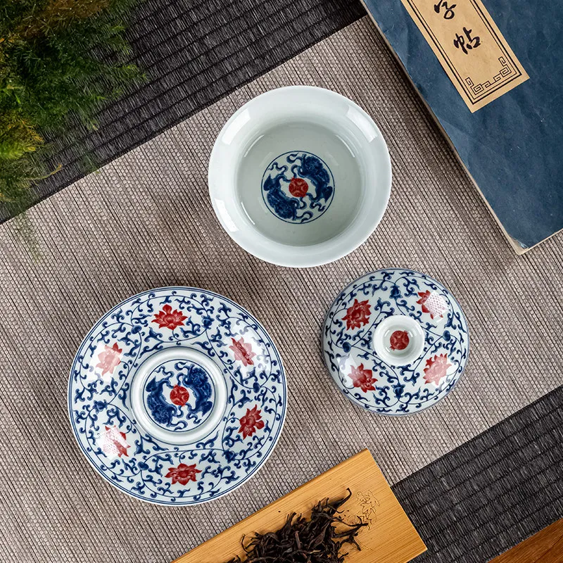 Jingdezhen Blue and White Flower Interlock Branch Gaiwan Hover Anti-Scald Tea Brewing Bowl Household Porcelain Set Single