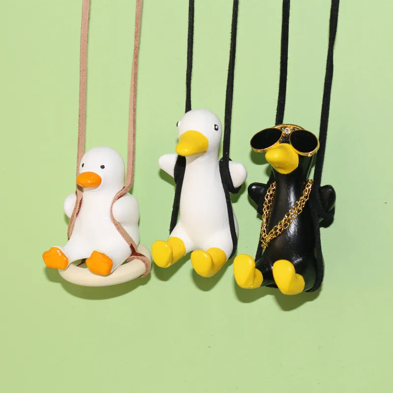 

Swinging Duck Car Rearview Mirror Pendant Cartoon Car Pendant Creative