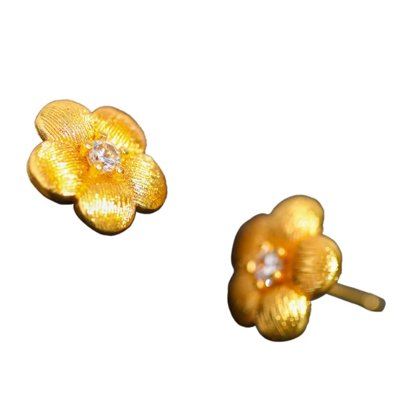 QEENKISS Gold Flower Stud Earrings For Women Female Wedding Party Birthday Christmas Bride Mother Girlfriend Lady Gifts EG5467