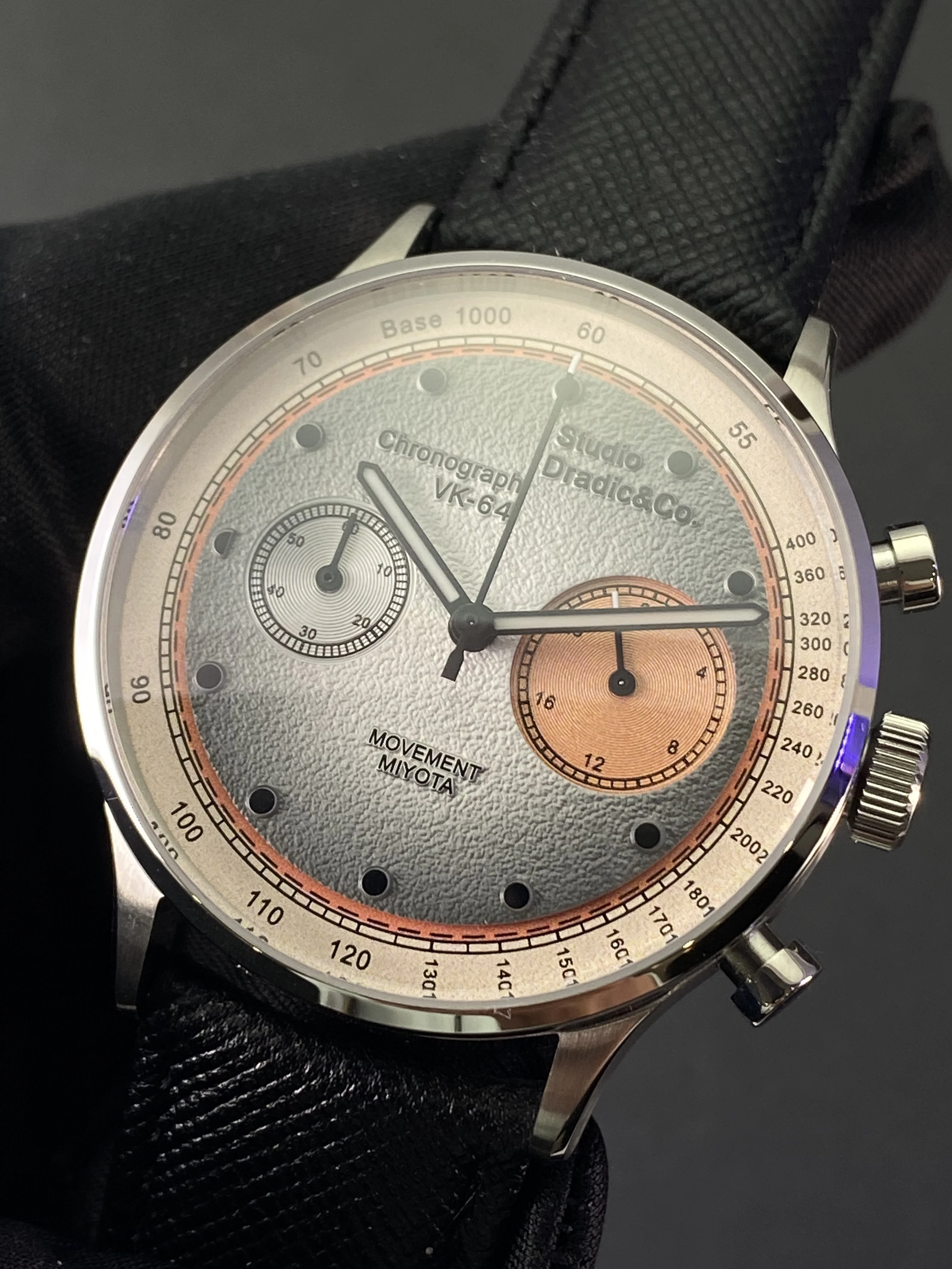 39mm Creative 3D Dial Watch, Japan VK64 Quartz Movement, Sapphire Crystal, Watermelon/Pizza/Salmon Pattern, Stainless Steel, Lea
