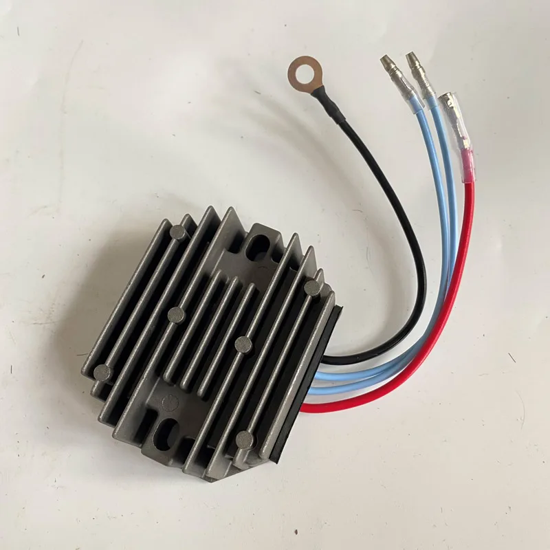 Free Shipping New Voltage Regulator Rectifier 15372-64602 12V for Kubota Tractor B4200 B5100E