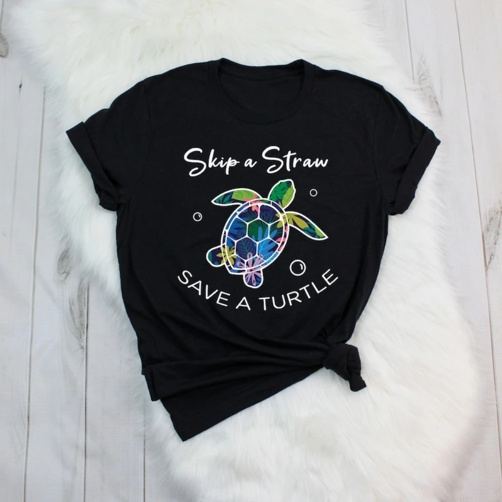 Skip The Plastic Straw To Save A Turtle Turtles Ocean Lover T-Shirt Ocean Animals Lover Gifts Save The Environment Tank Tops