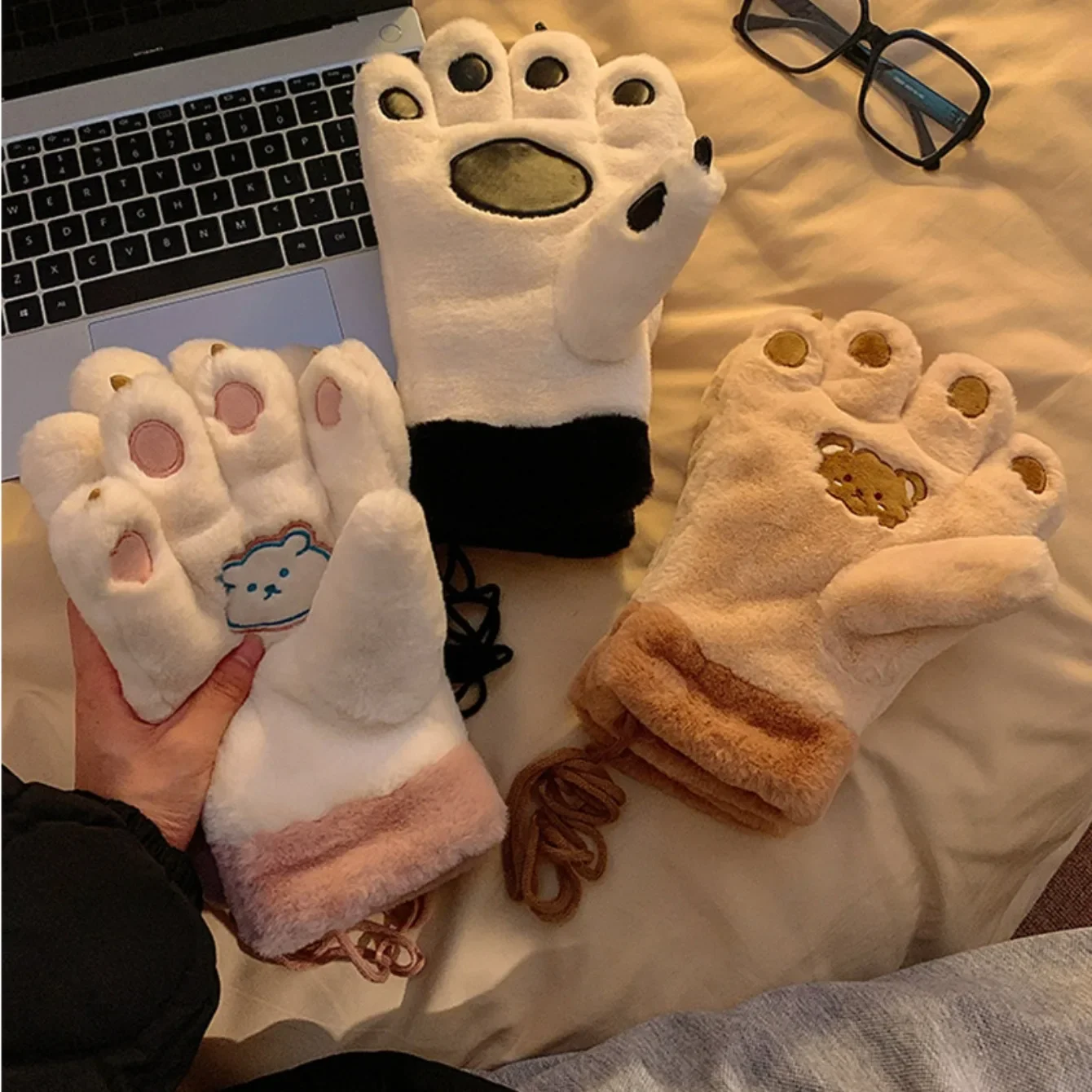 

Стиль пары, милые перчатки с медвежьими когтями, плотная флисовая ткань для верховой езды, прогулок, пара свиданий, поздний осенне-зимний стиль