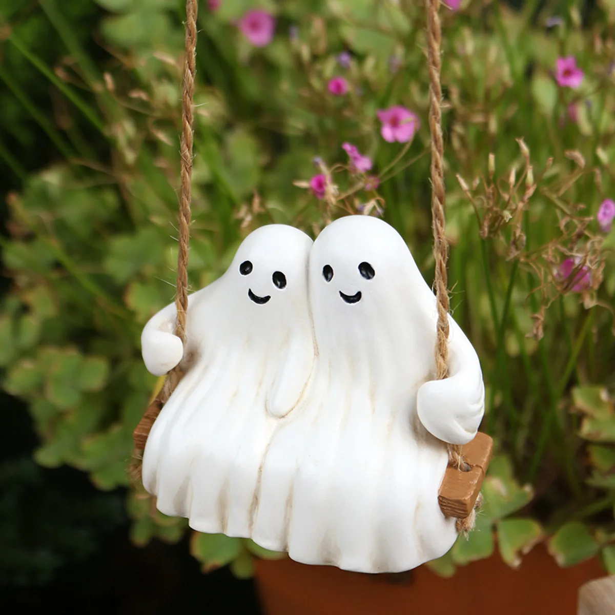 

Ghost Lovers Figurine Couple Sculptures Swing 7cm Mini Figure Outdoor Garden Home Interior Decoration Objects Porch Halloween