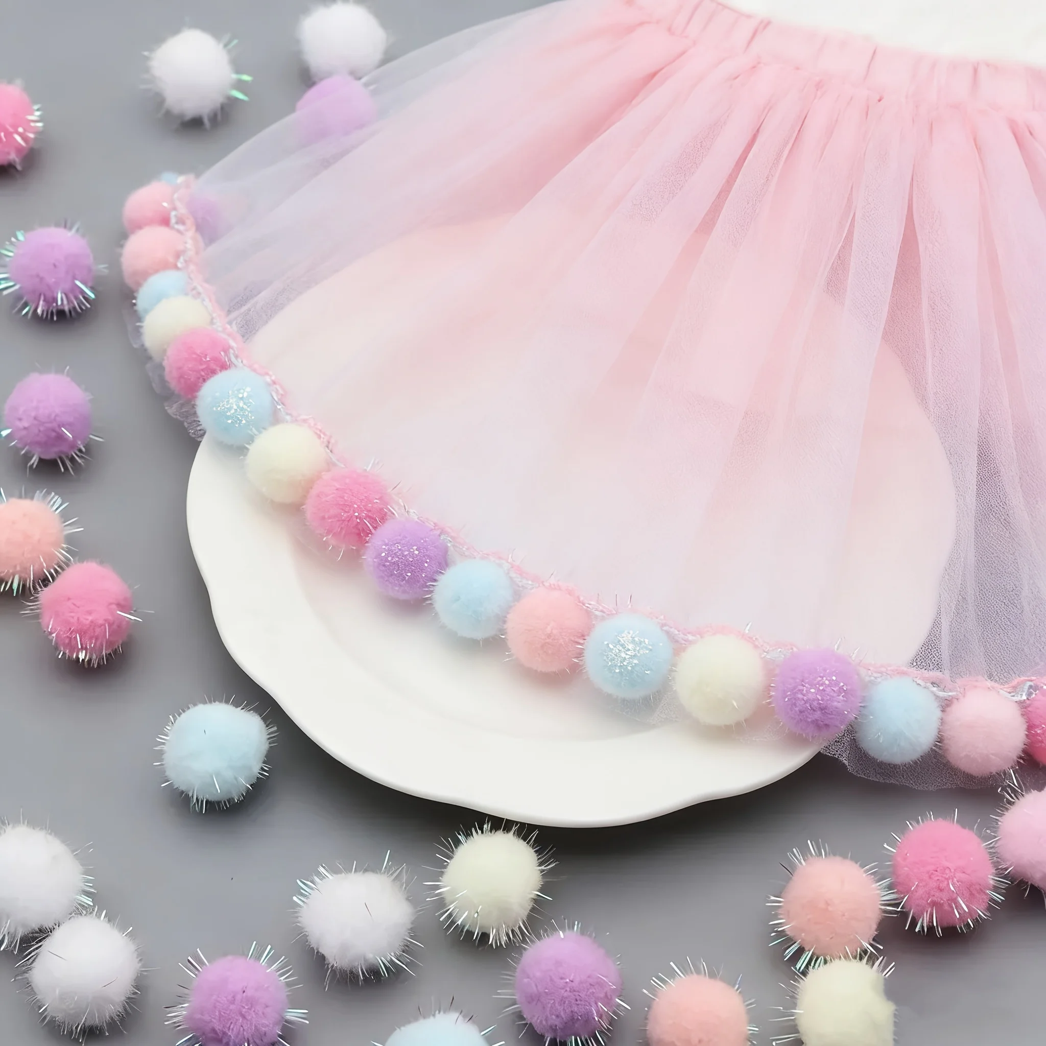 50pcsMulti-Color Pom Poms, 2cm Multifunctional Fur Balls for Easter Wedding Birthday Christmas Party Crafts Decor