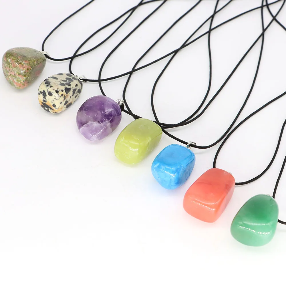 Natural Crystal Irregular Tumbled Stone Jewelry Rose Quartz Green Aventurine Reiki Healing Pendants Necklace Mineral Guard Gifts